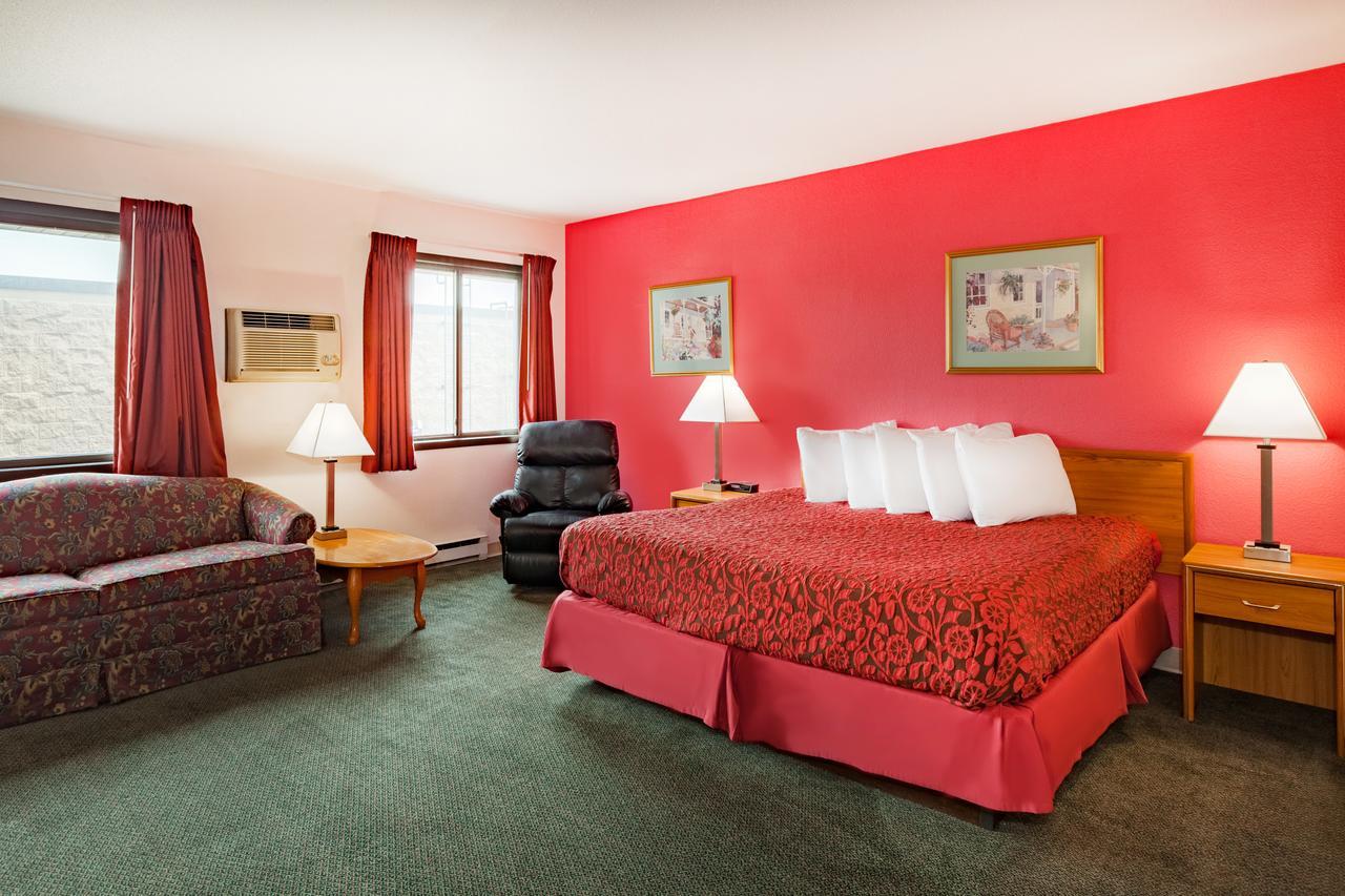 Days Inn By Wyndham Mason City Zewnętrze zdjęcie